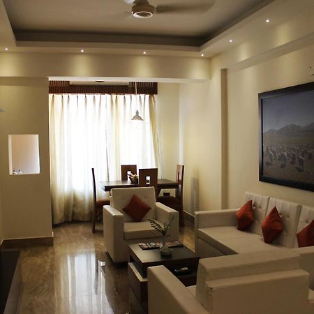 Inderlok Hotel Dehradun Luaran gambar