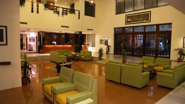 Inderlok Hotel Dehradun Dalaman gambar