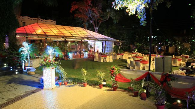 Inderlok Hotel Dehradun Luaran gambar